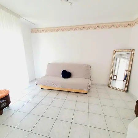 T3/t4 Spacieux Avec Terrasse Appartement