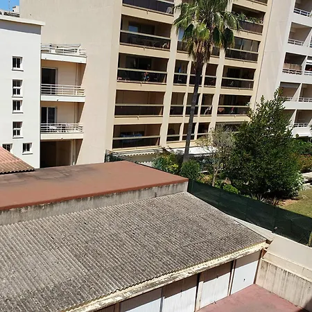 T3/t4 Spacieux Avec Terrasse Juan-les-Pins