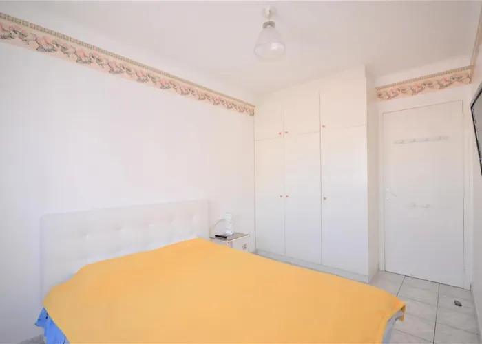 T3/t4 Spacieux Avec Terrasse * Juan-les-Pins