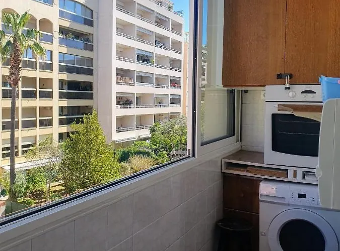 T3/t4 Spacieux Avec Terrasse Appartement Juan-les-Pins