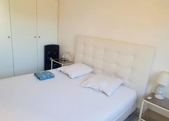 T3/t4 Spacieux Avec Terrasse