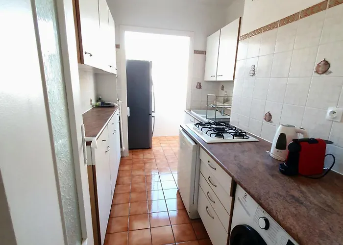 T3/t4 Spacieux Avec Terrasse Juan-les-Pins