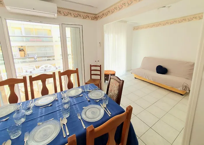 Appartement T3/t4 Spacieux Avec Terrasse *