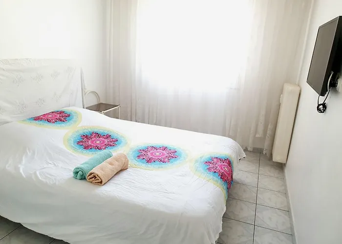 T3/t4 Spacieux Avec Terrasse Appartement Juan-les-Pins